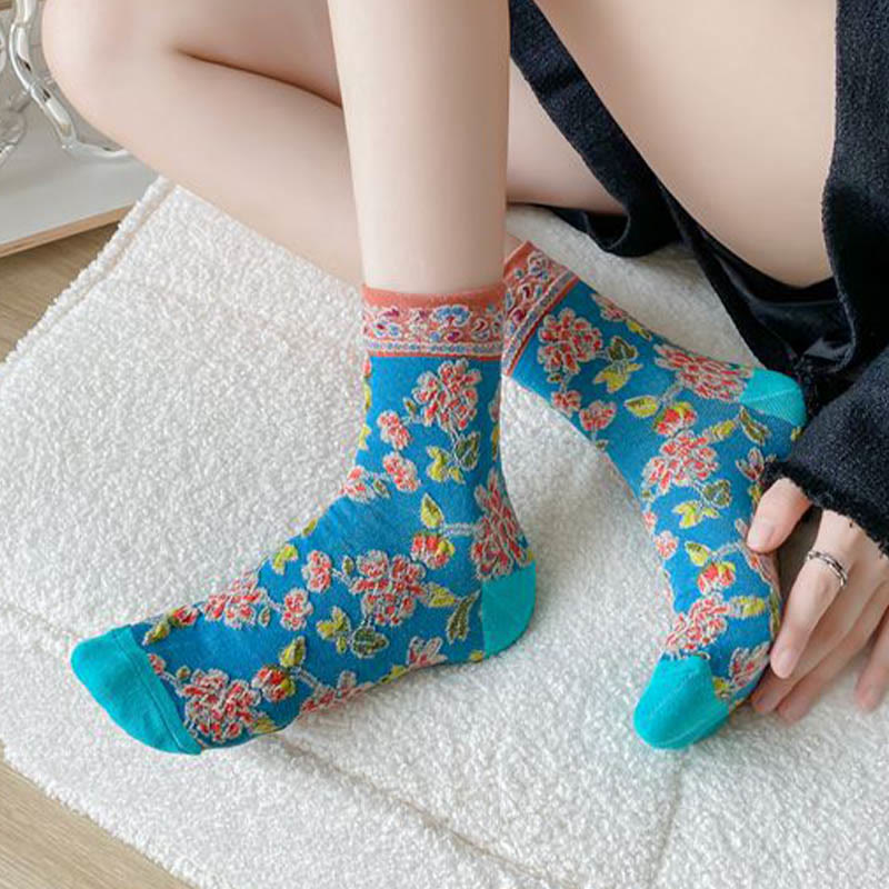 Floral Relief Quarter Socks(5 Pairs) - image 5