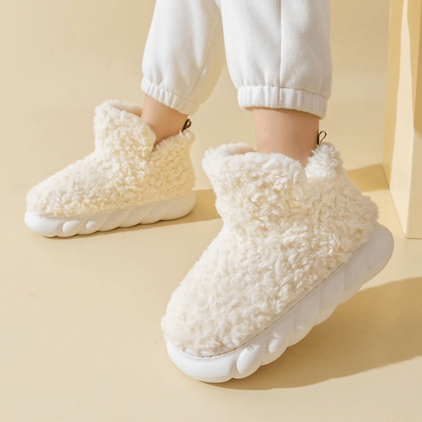 Plus Size Thick Sole Warm Slippers