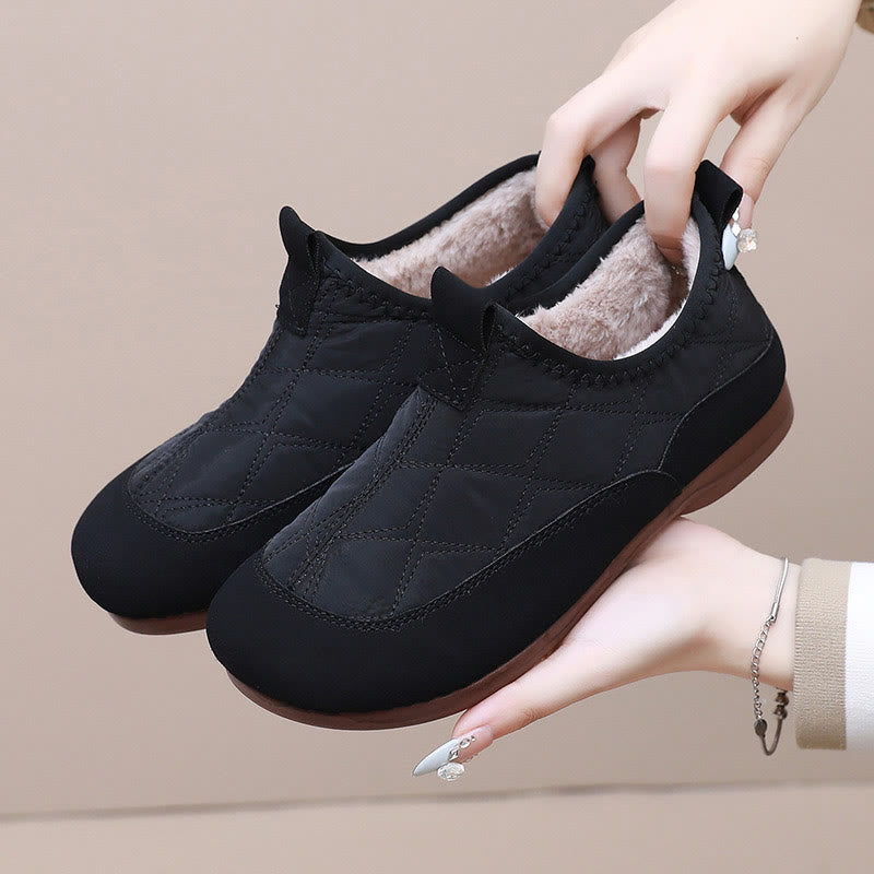 Plus Size Quilted Soft Slippers