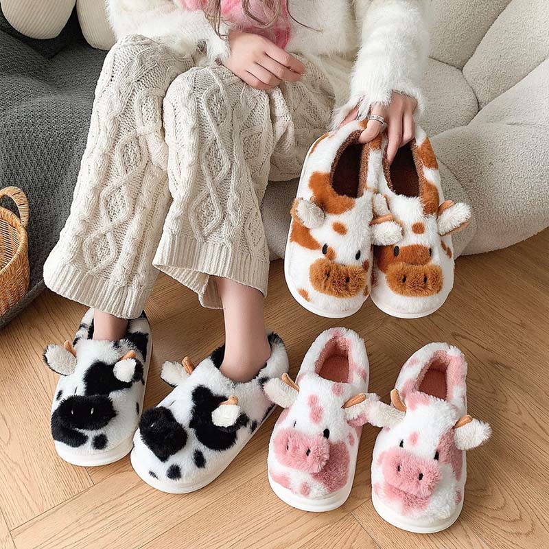 Plus Size Cartoon Cow Slippers