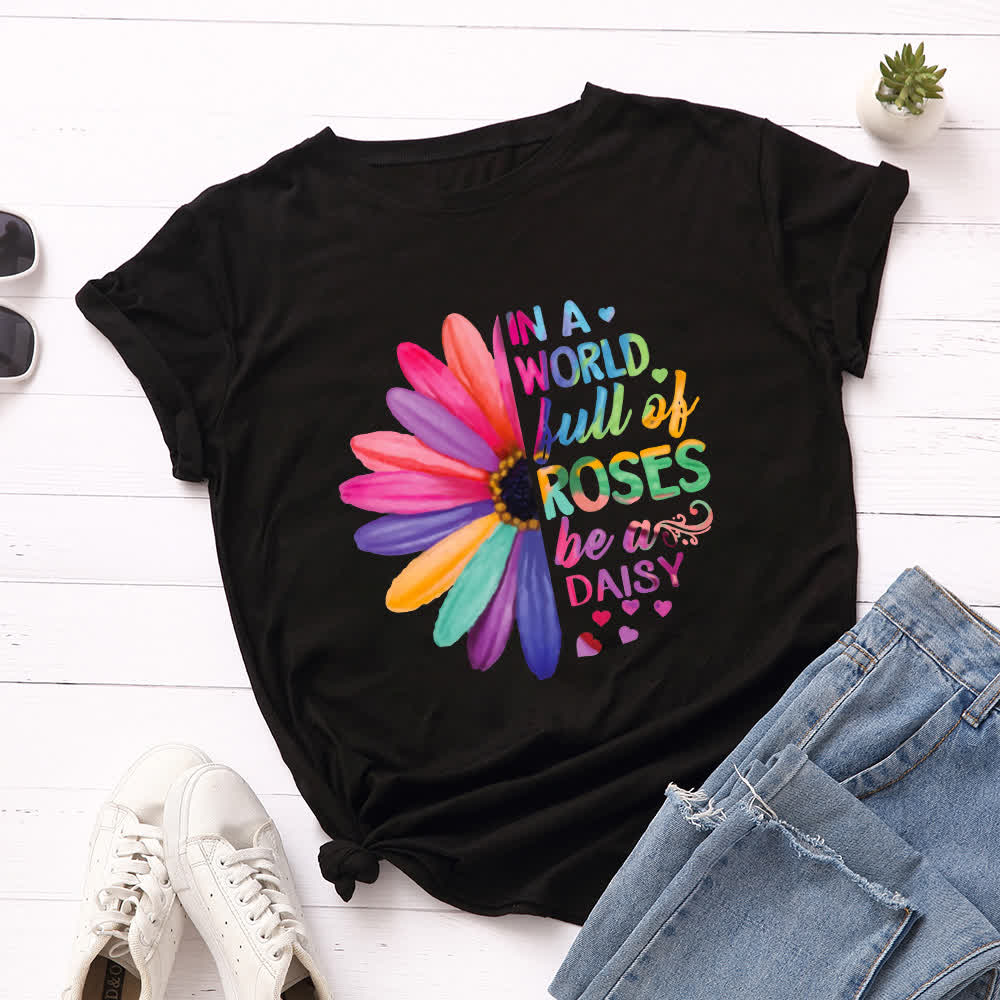 Plus Size Daisy Print Short Sleeve T-Shirt