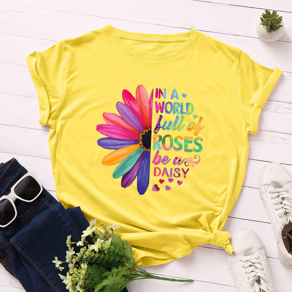 Plus Size Daisy Print Short Sleeve T-Shirt