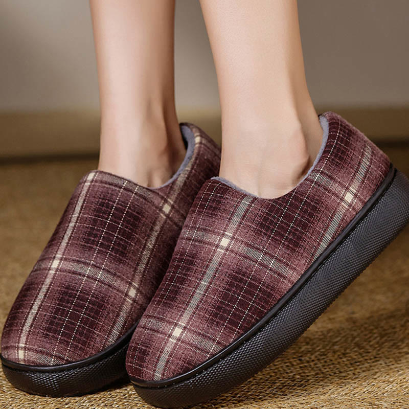 Plus Size Lattice Slippers - image 1