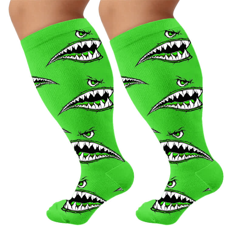 Plus Size Skull Bee Compression Socks - image 10