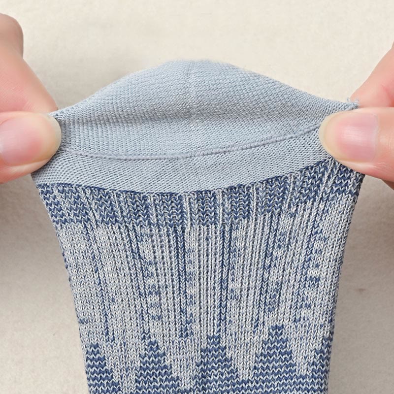 Retro Pattern Crew Socks(2 Pairs) - image 3