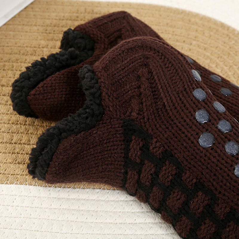 Plus Size Rectangular Grid Slipper Socks - image 12