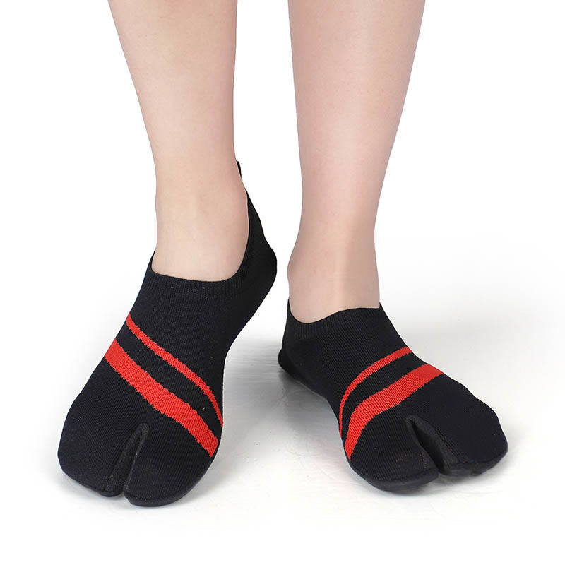 Plus Size Split Toe Stripe Slipper Socks - image 4