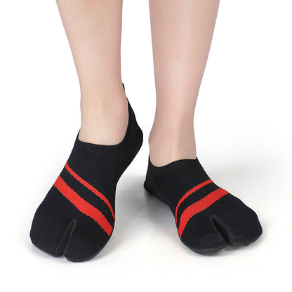Plus Size Split Toe Stripe Slipper Socks - image 4