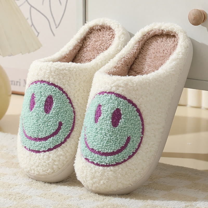 Plus Size Anti Slip Smiley Face Slippers