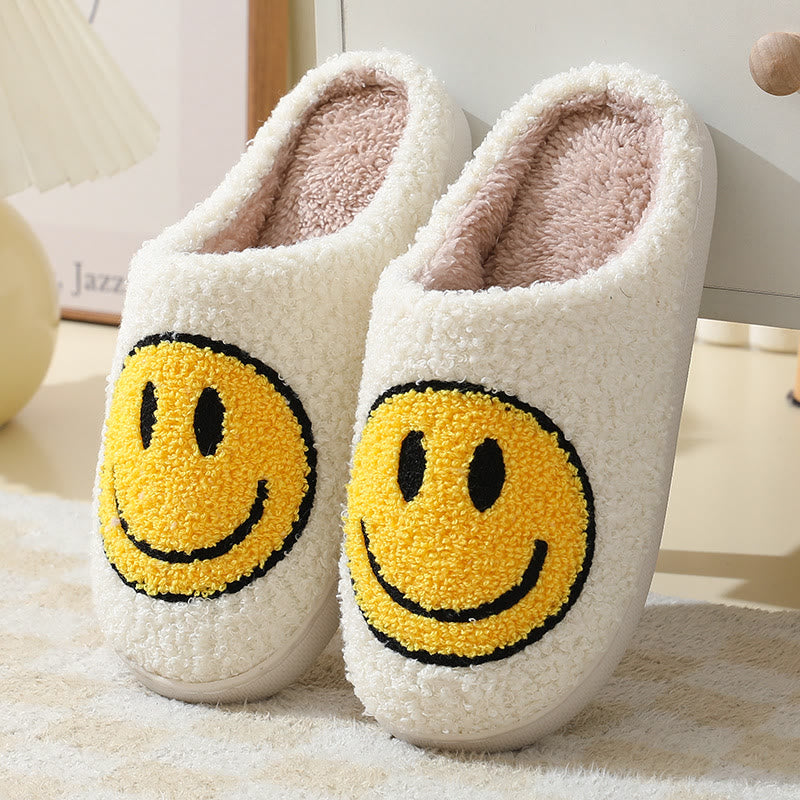Plus Size Anti Slip Smiley Face Slippers