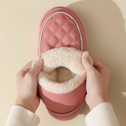 Plus Size Grid Slippers - image 6