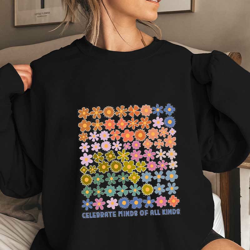 Plus Size Cute Flowers Sweatshirt - Black - 3XL - image 3