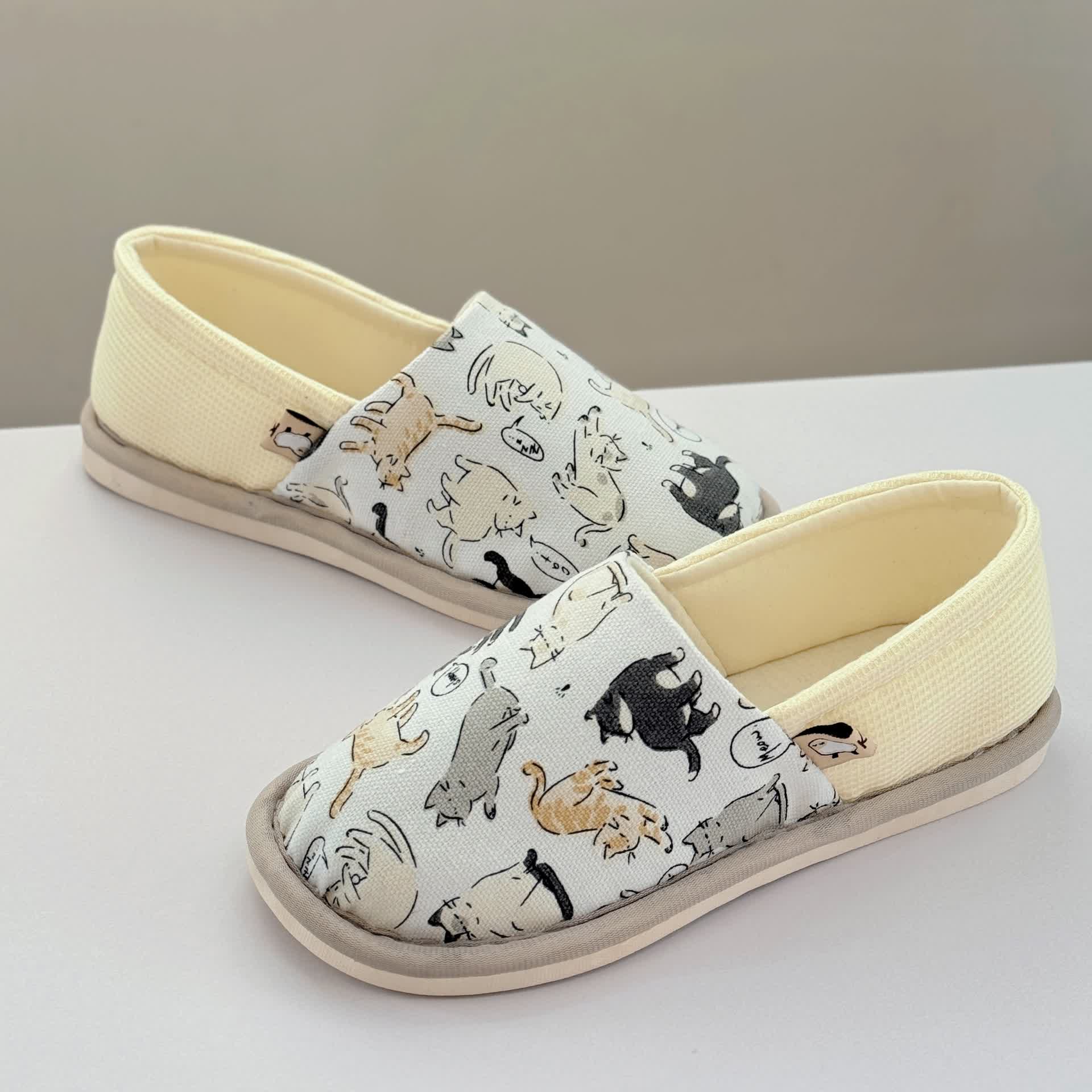 Cat Print Non-Slip Canvas Home Slippers - image 1