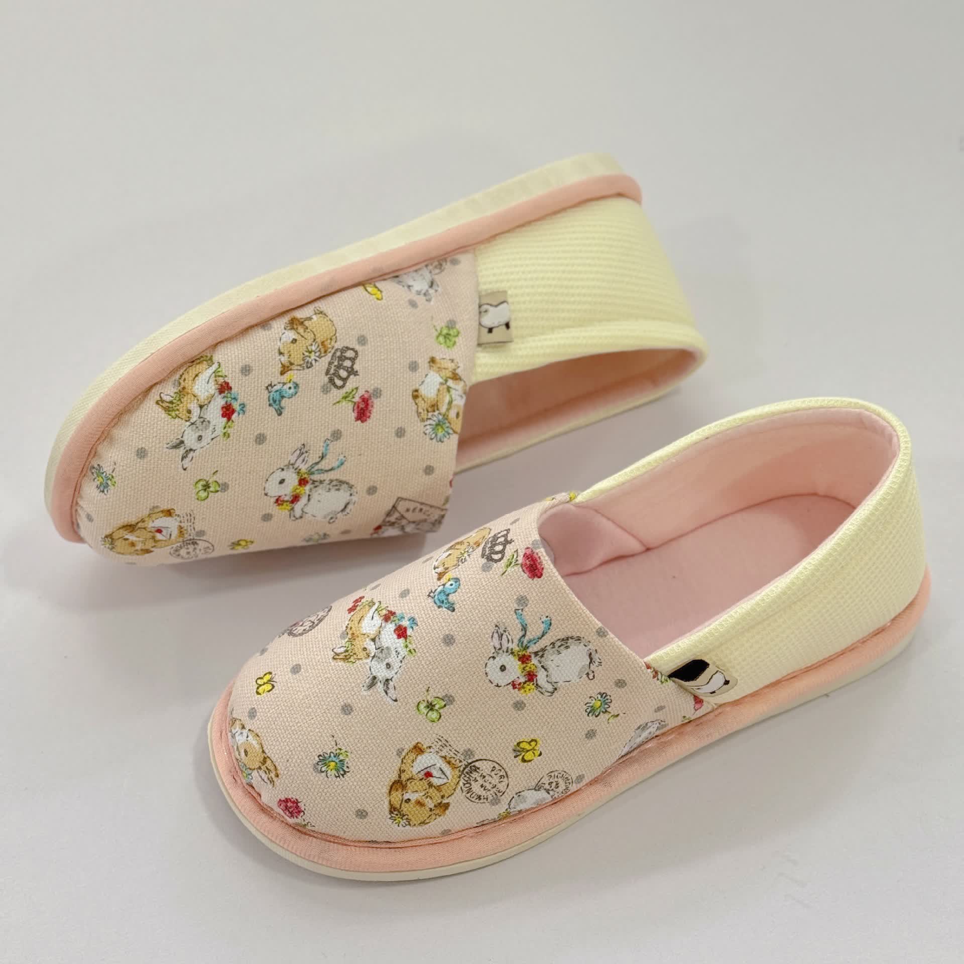 Rabbit Print Non-Slip Canvas Home Slippers - image 5