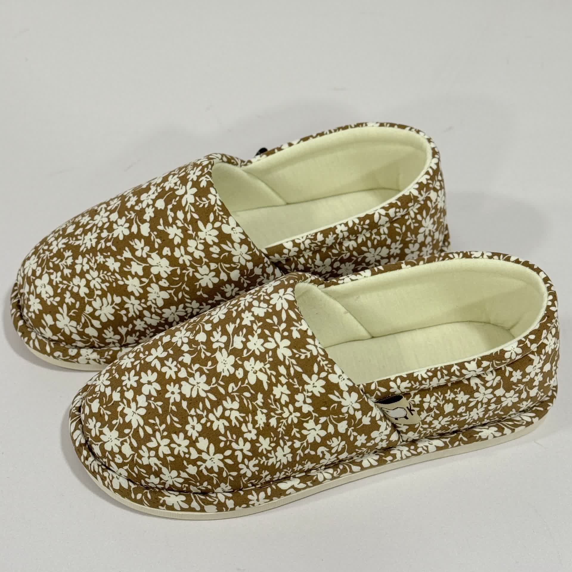 Rustic Floral Non-Slip Canvas Home Slippers - image 10