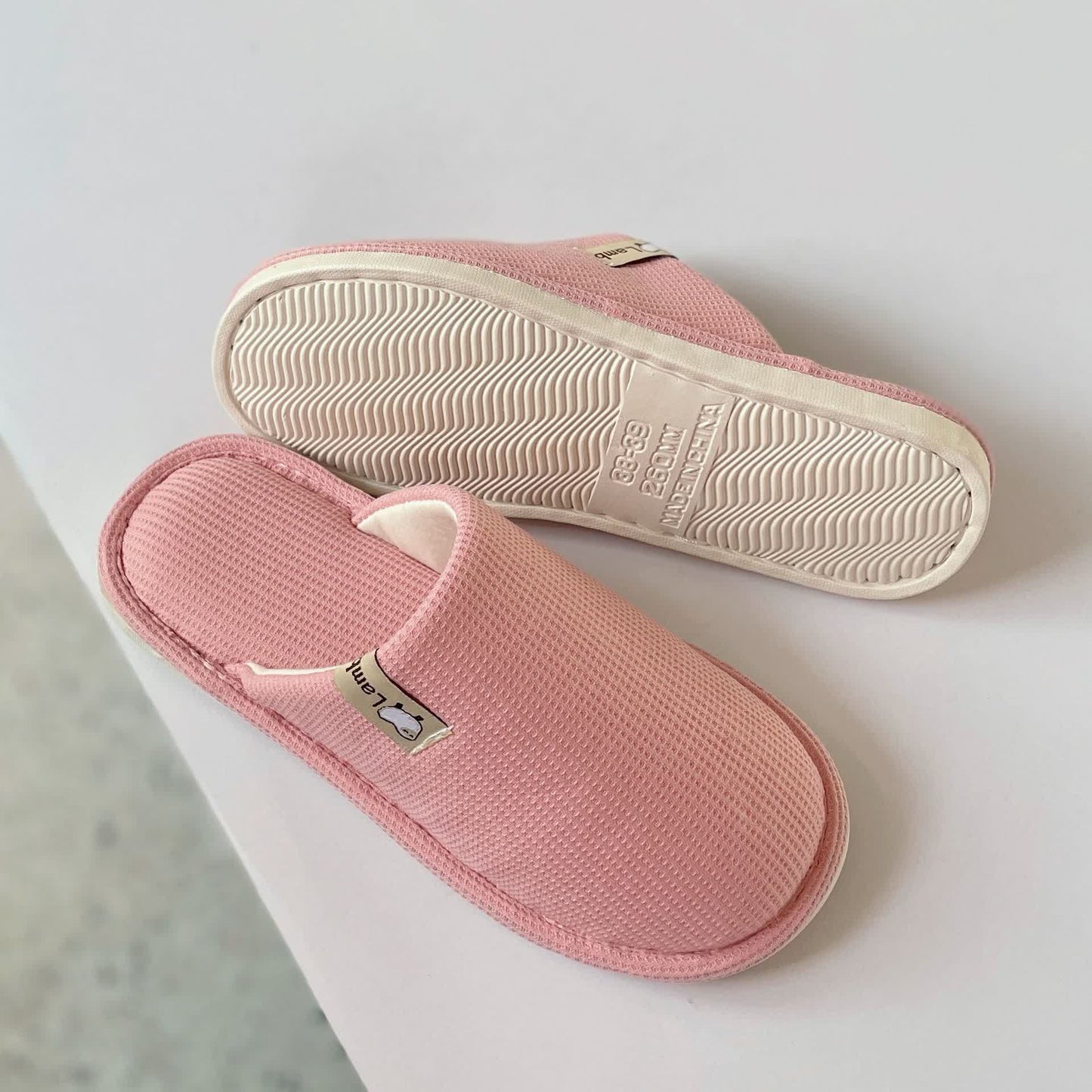 Solid Color Simple Waffle Home Slippers