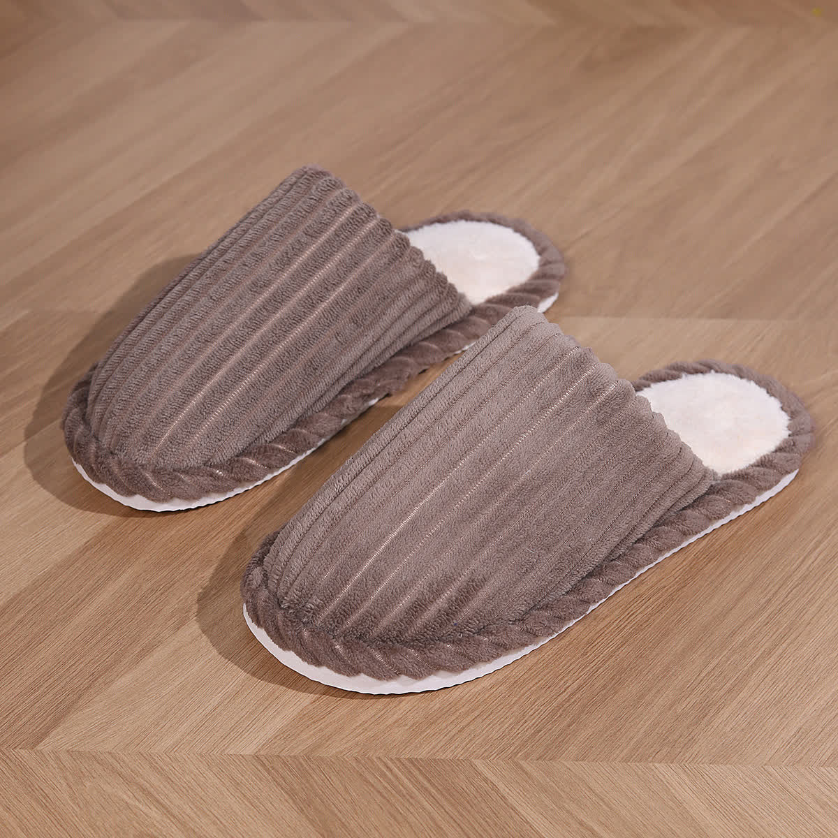 Solid Color Closed-Toe Home Thick Sole Warm Slippers