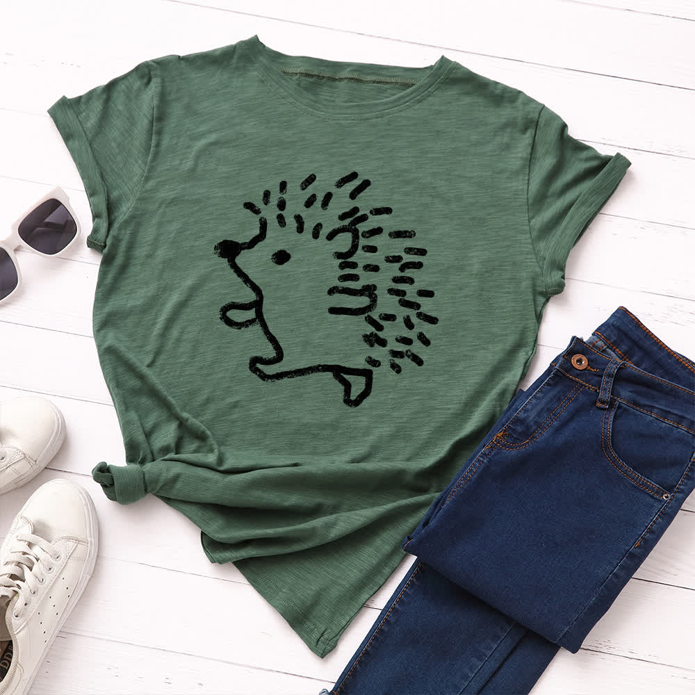 Plus Size Hedgehog Print Round Neck Short Sleeve T-Shirt - Army Green - 5XL - image 6