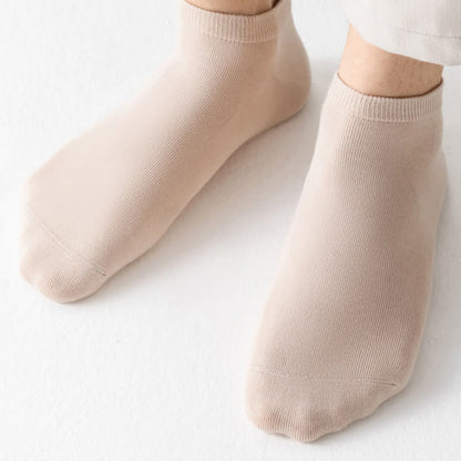 Plus Size Solid Color Stretch Cotton Ankle Socks(8 Pairs)