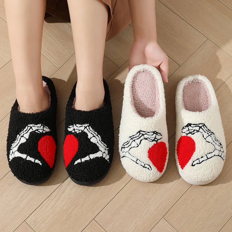 Plus Size Cartoon Skeleton Hand Heart Slippers - image 0