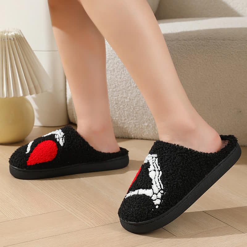 Plus Size Cartoon Skeleton Hand Heart Slippers - image 3