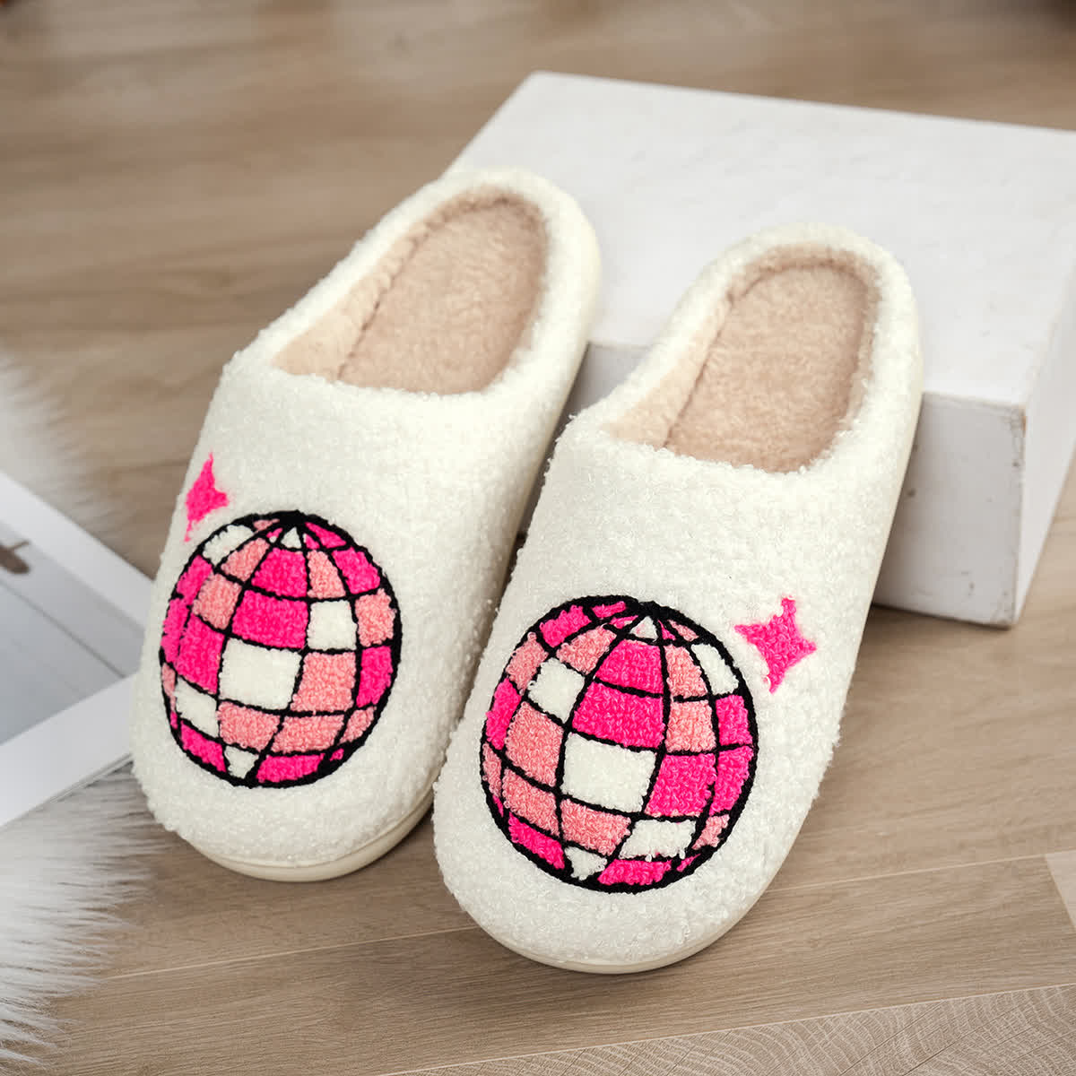 Plus Size Disco Ball Print Slippers - image 12