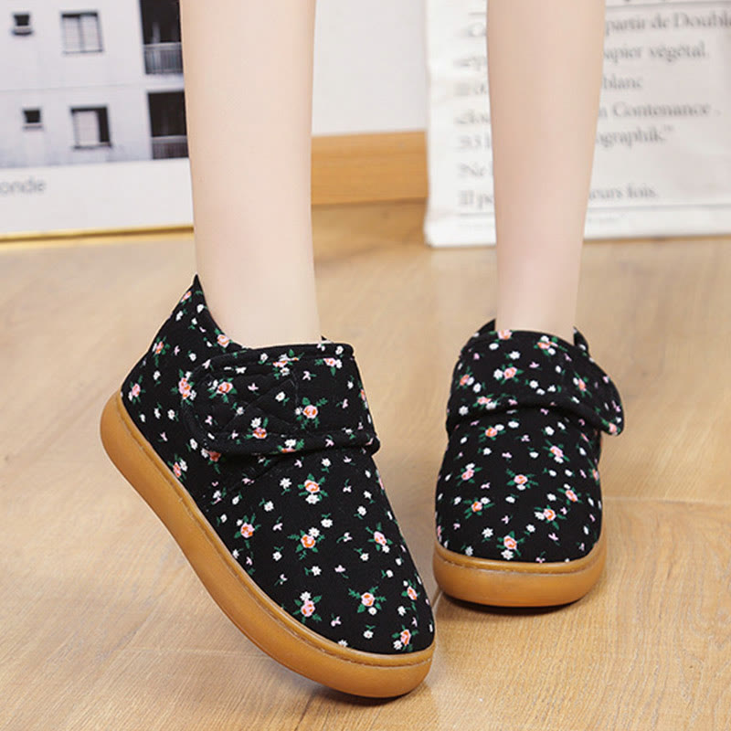 Plusock Plus Size Floral Slippers - image 6