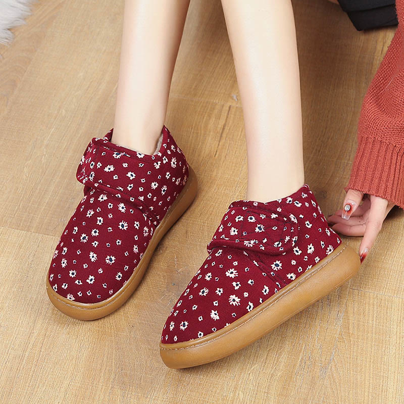 Plus Size Floral Slippers - image 1