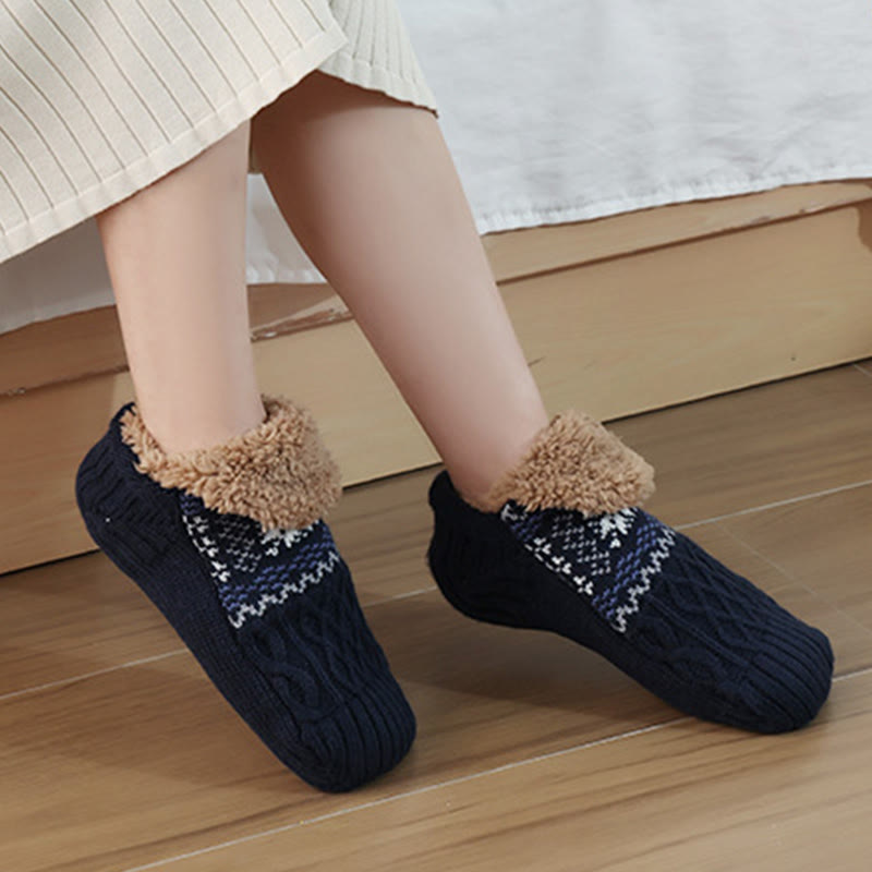 Plusock Plus Size Snowflake Slipper Socks - image 3