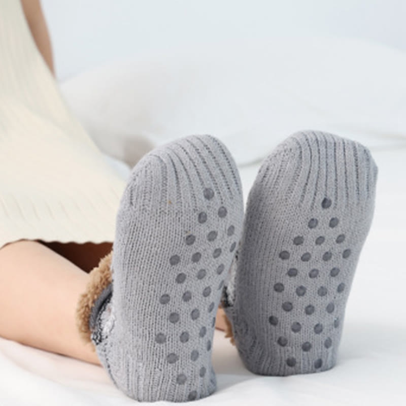 Plus Size Snowflake Slipper Socks - image 16