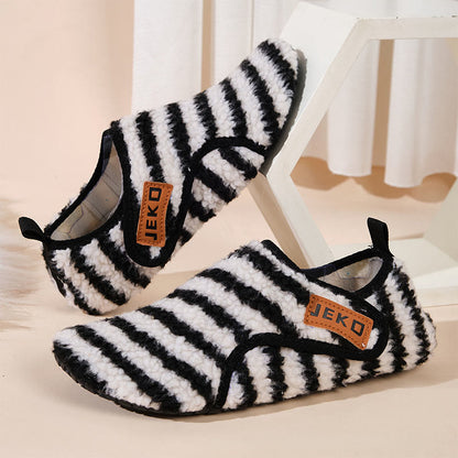 Plus Size Velcro Stripe Slippers - image 8