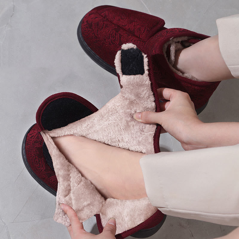 Plus Size Floral Print Slippers - image 1