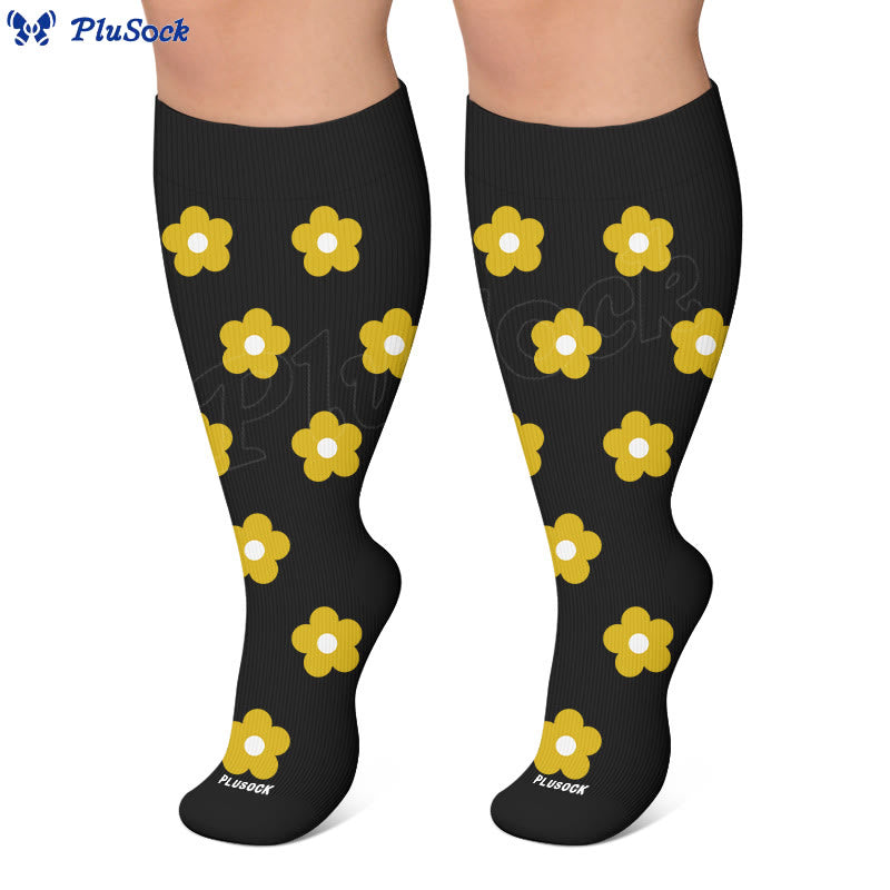 Plus Size Heart Flower Print Compression Socks - image 2