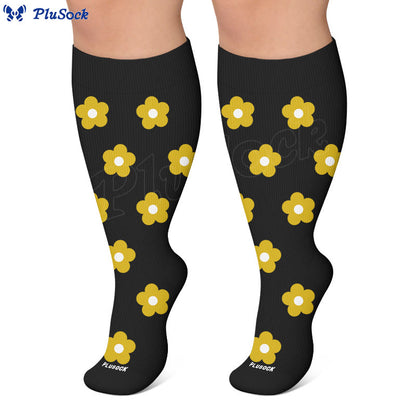 Plus Size Heart Flower Print Compression Socks - image 2