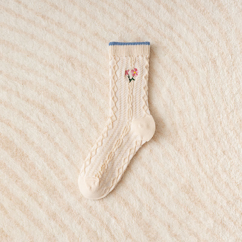 Vintage Embroidered Rabbit Quarter Socks(5 Pairs) - image 9