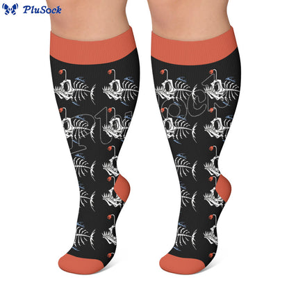 Plus Size Vacation Print Compression Socks - image 3
