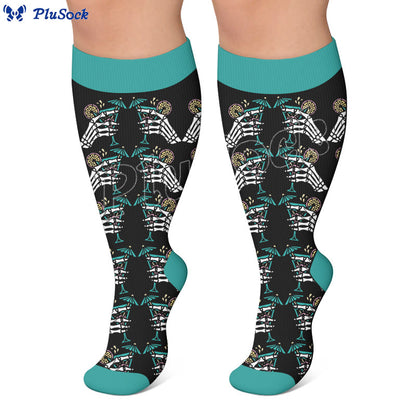 Plus Size Vacation Print Compression Socks - image 4