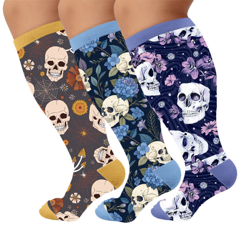 Plus Size Kapok Skull Compression Socks - image 1