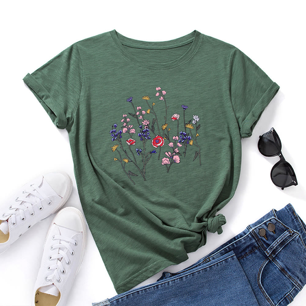 Plus Size Fresh Flowers Print T-shirt - Army Green - 5XL - image 3