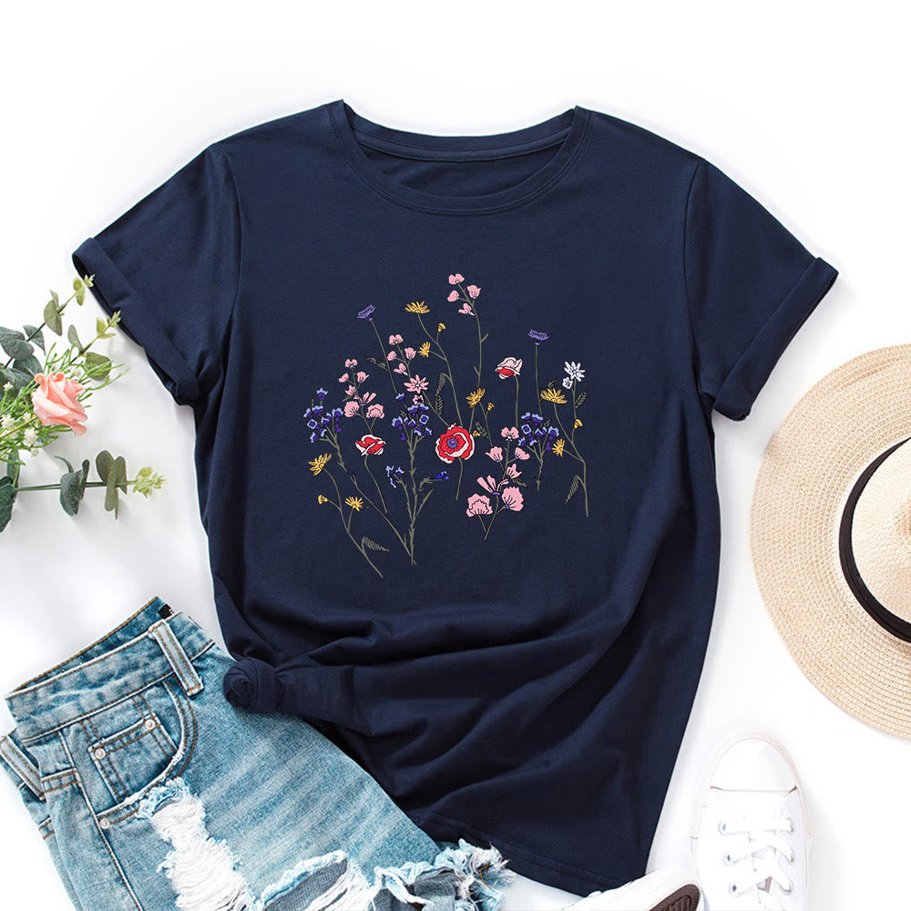 Plus Size Fresh Flowers Print T-shirt - Navy Blue - 5XL - image 7