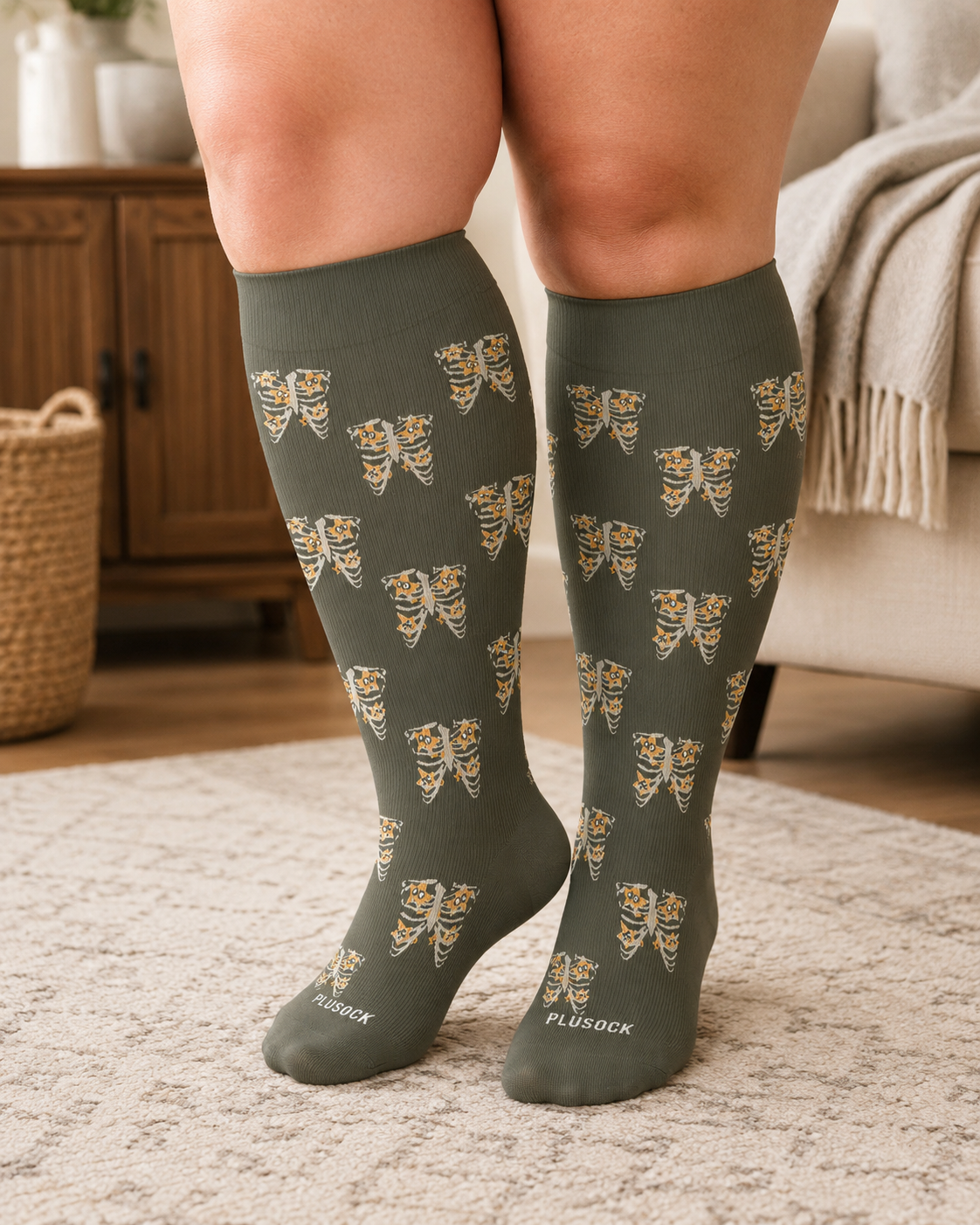 Plus Size Gothic Cat Star Compression Socks - image 3