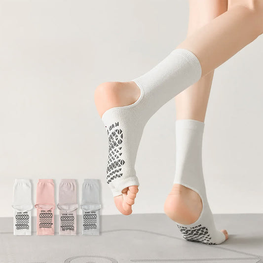 Breathable Knit Casual Grip Socks (3 Pairs) - image 0