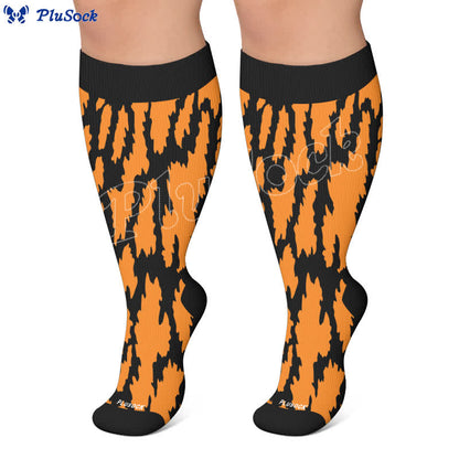 Plus Size Wild Leopard Compression Socks - image 5