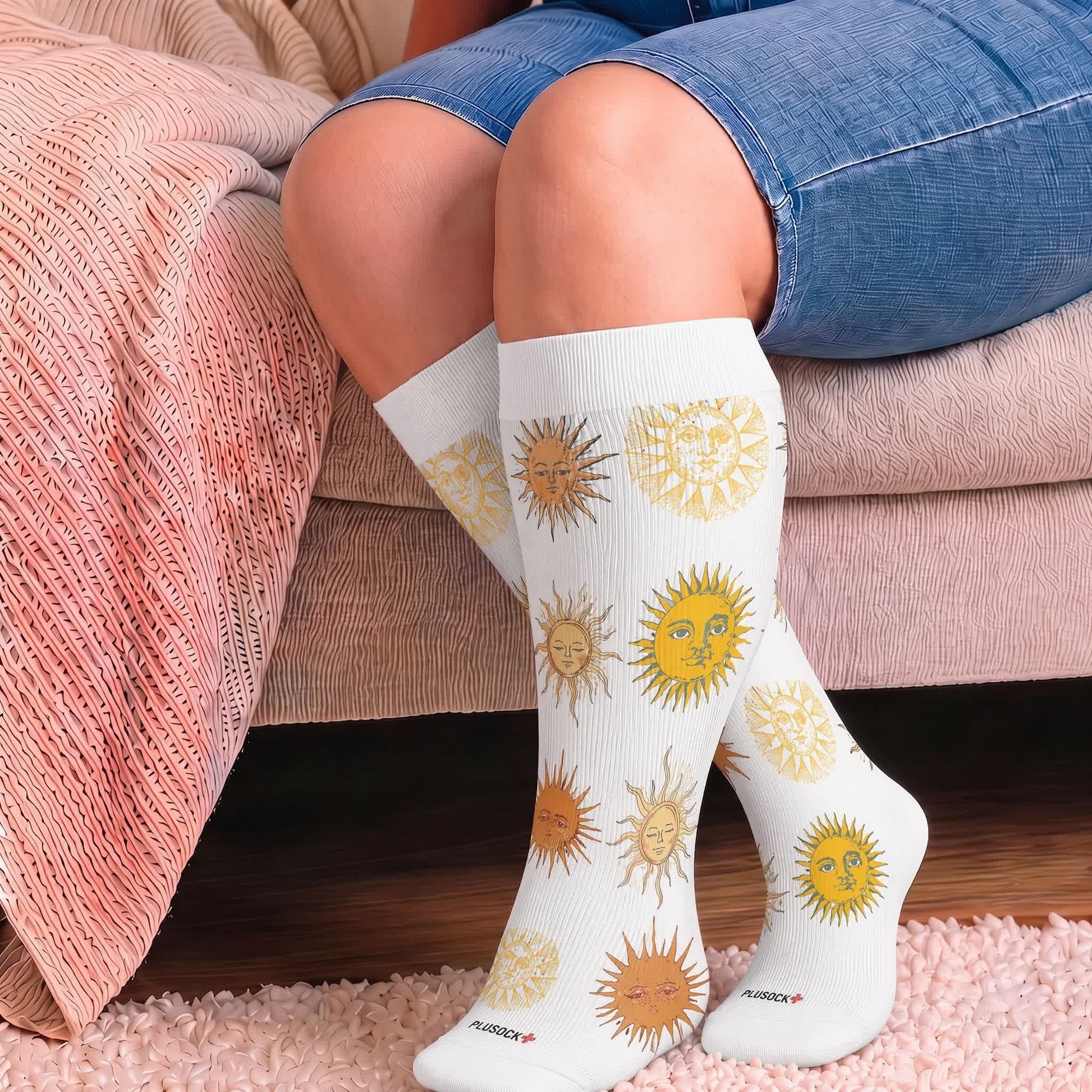Plus Size Retro Eye Bloom Compression Socks - White(1 Pair) - 4XL - image 3