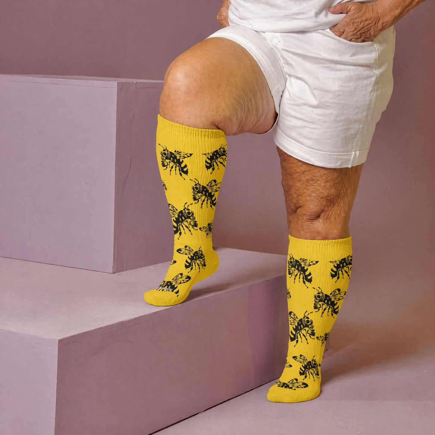 Plus Size Skull Bee Compression Socks - Yellow(1 Pair) - 4XL - image 1