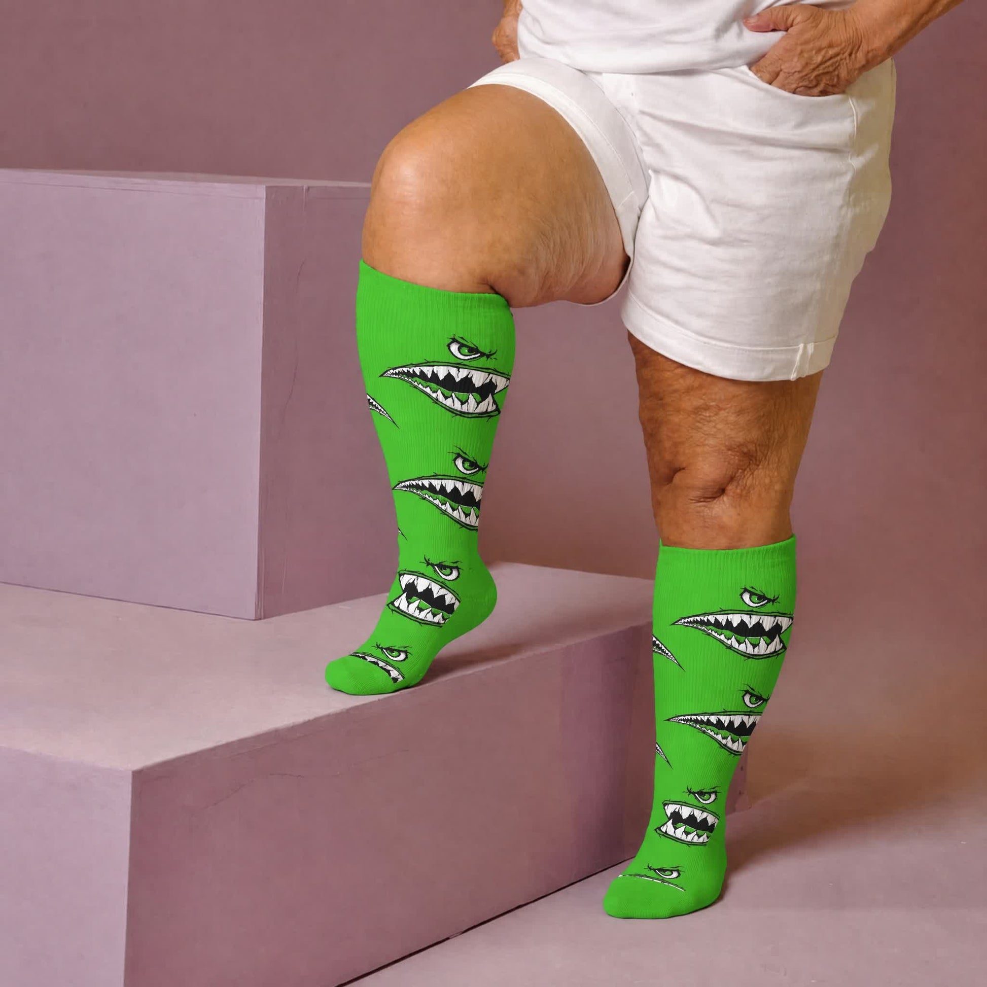 Plus Size Skull Bee Compression Socks - Green(1 Pair) - 4XL - image 3