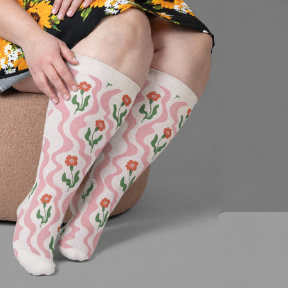 Plus Size Strawberry Vine Compression Socks - White(1 Pair) - 4XL - image 3