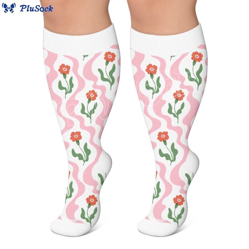Plus Size Strawberry Vine Compression Socks - image 7