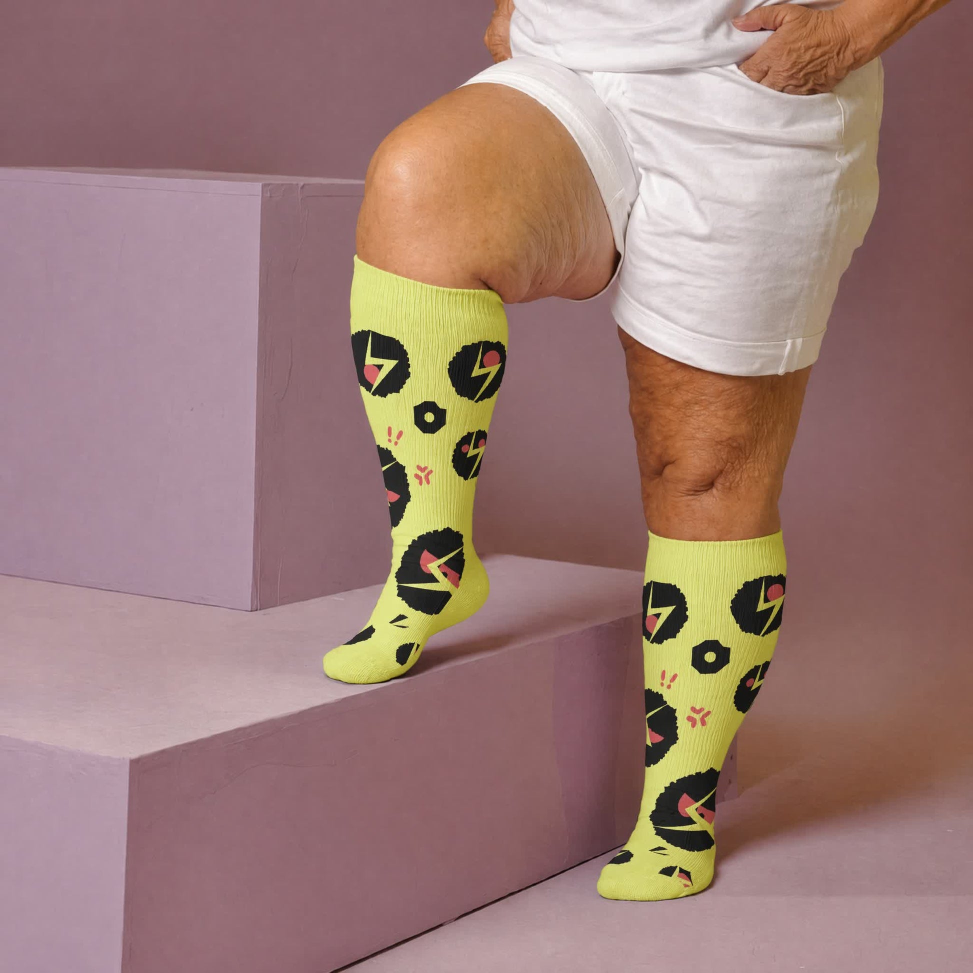 Plus Size White Cat Paw Compression Socks - Yellow(1 Pair) - 4XL - image 3