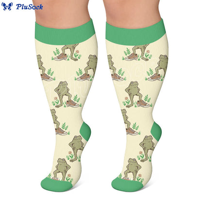 Plus Size Owl Frog Compression Socks - image 6